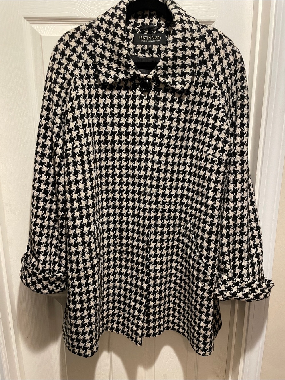 Kristen Blake houndstooth wool cashmere blend coat
